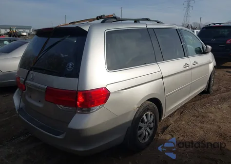 2008 Honda Odyssey Ex z USA, uszkodzony, nr VIN 5FNRL38418B028524